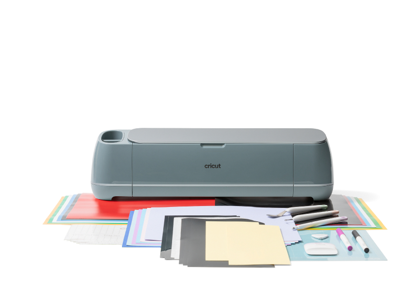 Cricut Maker 4 Essentials Kit